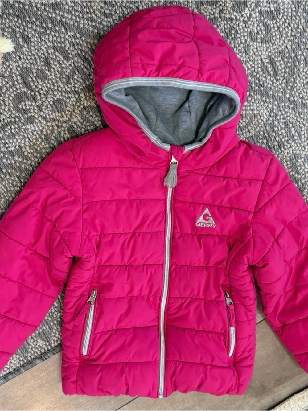 Gerry Girls 4T Hot Pink Puffer Jacket Hooded Fleece Lined Winter Coat
Cute and